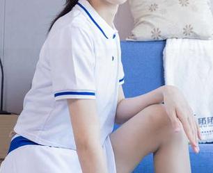 袜啵啵 – 不过是短裤，稚予的套图让你领略‘随处可见’的新定义！