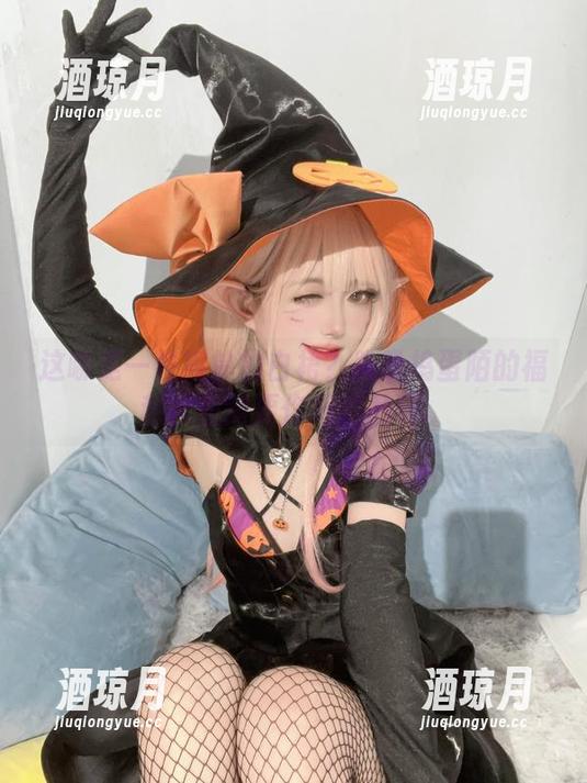 这哪是一件简单的白裙？趴趴捣蛋陌的福利作品需要你细细品味。