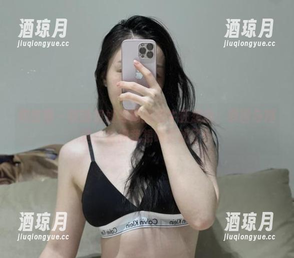 微密圈 - 铁锤姐姐与她的奶牛狂想曲：原图与精选，看得我想喝牛奶了！