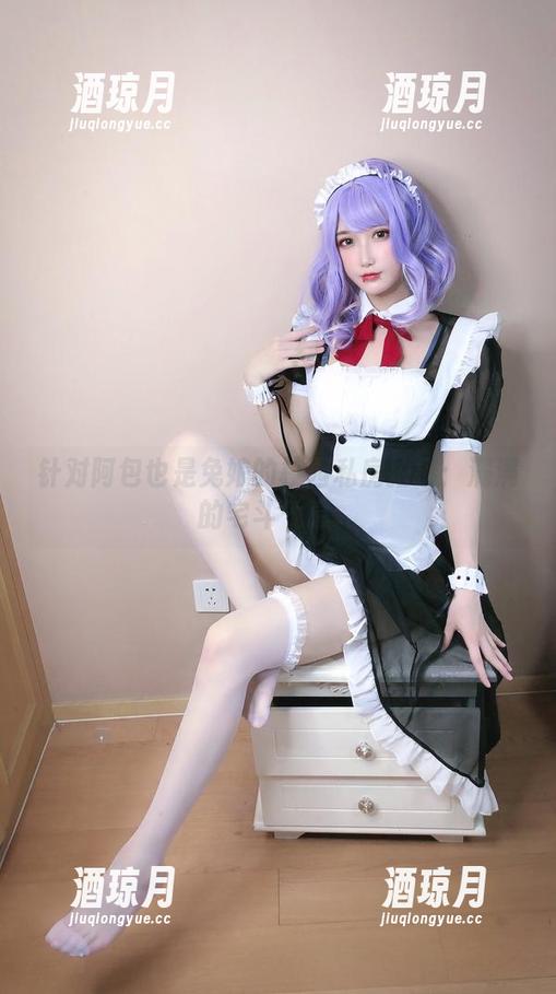 针对阿包也是兔娘的校园私房拍摄：满满的宅斗气息。