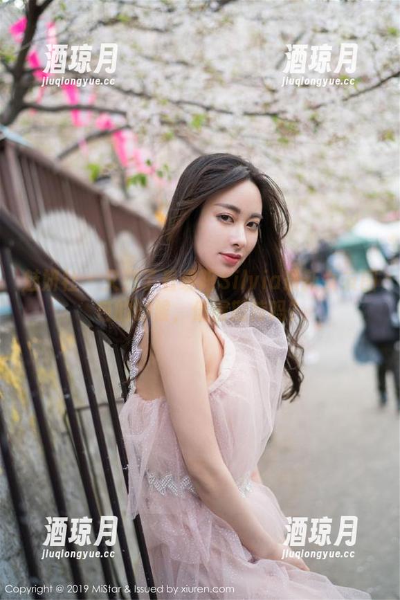 魅妍社 - 又到了看易阳Silvia最新女友图包的时候，值得期待吗？