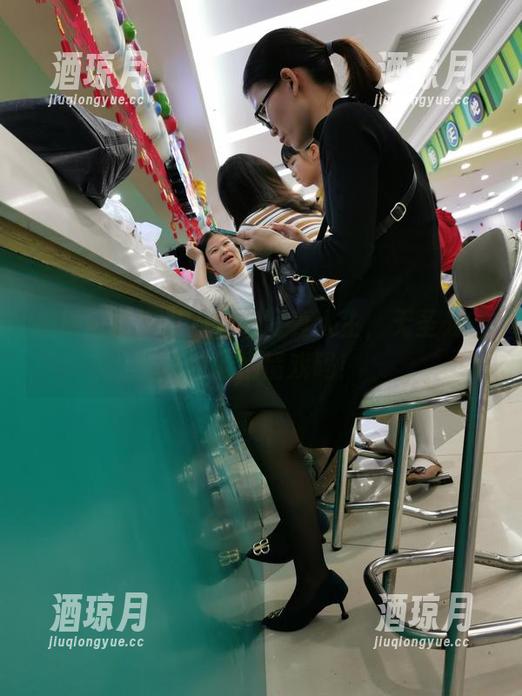 魔镜街拍 - 艾小青的写真人生，无圣光，纯纯的剧情戏码！