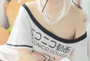 黑猫猫ovo的美图,海洋球喵在不经意间浮现出了小气泡!